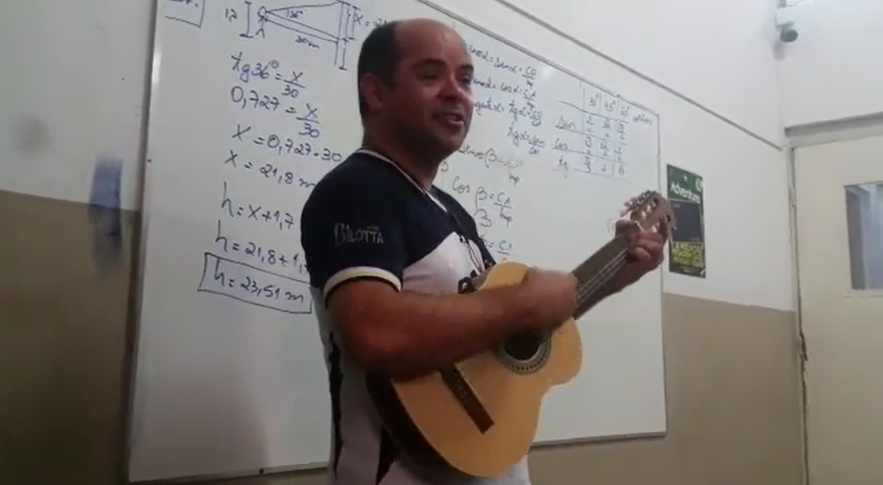 O PROFESSOR DO SÉCULO XXI