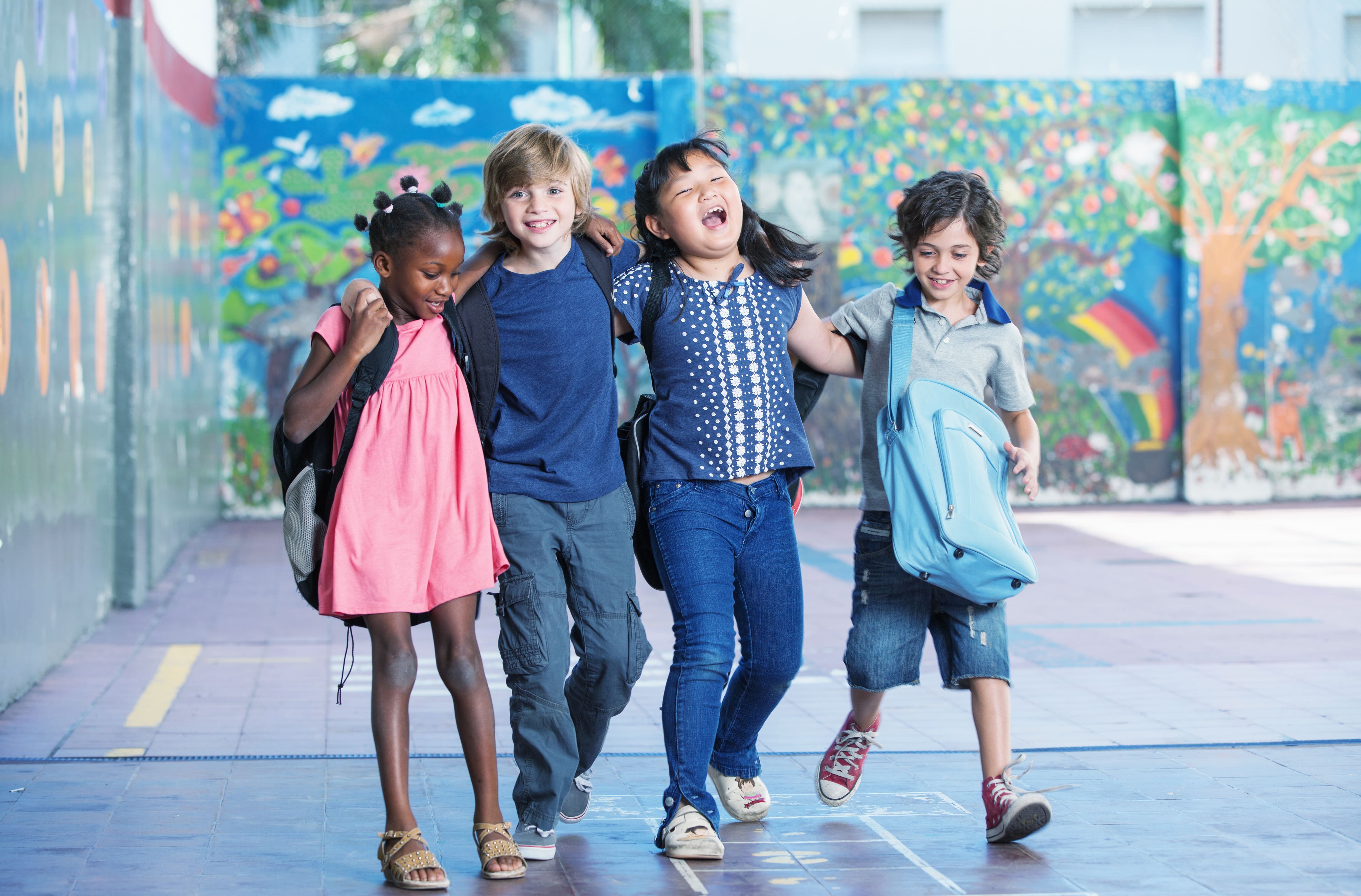 Além das disciplinas tradicionais, as escolas são lugares importantes para aprender valores e formar bons cidadãos para o futuro. Saiba mais abaixo!