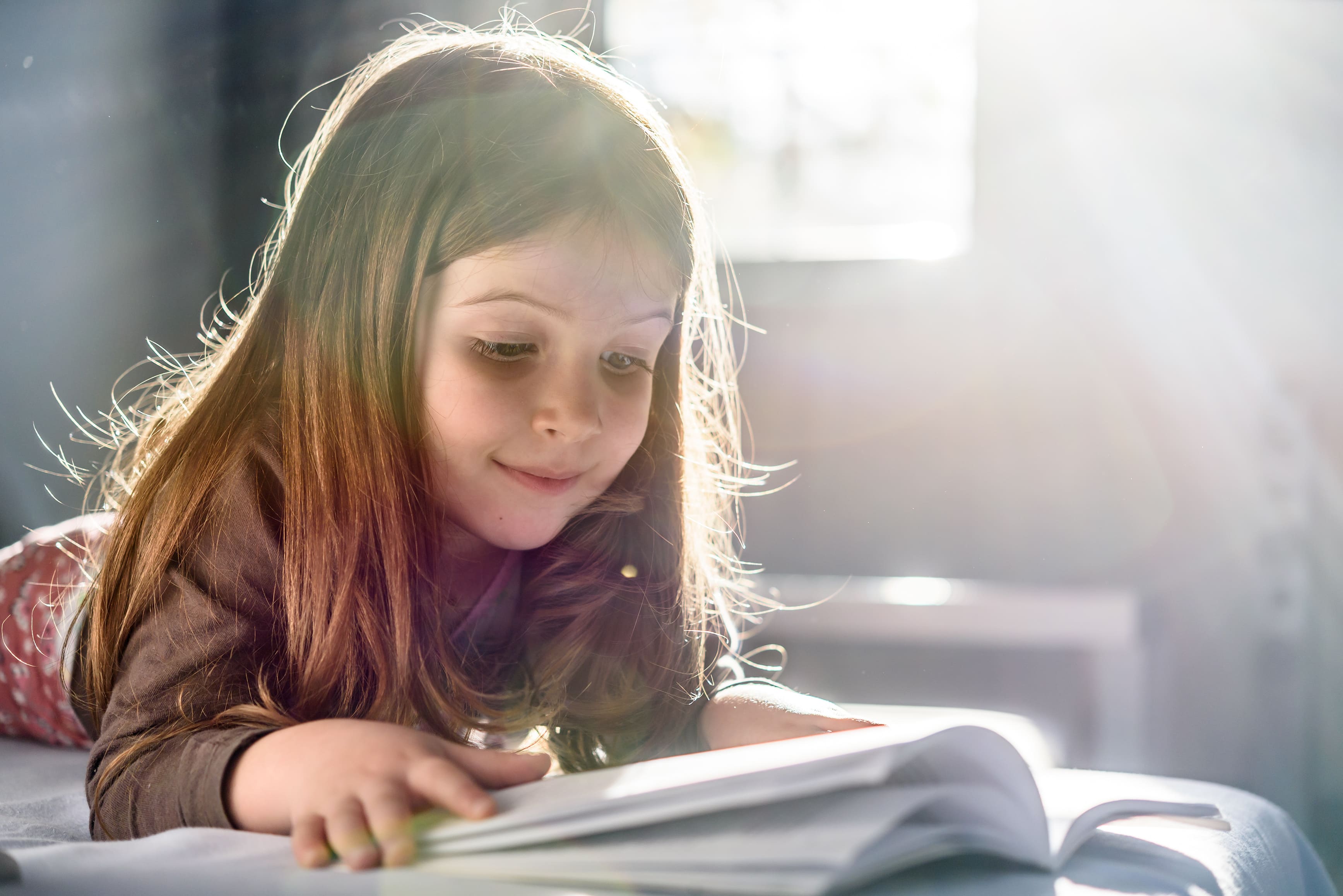 A leitura complementar é uma prática que trará benefícios aos alunos para a vida toda. Quer saber alguns motivos para inserir outros materiais no ensino? Acompanhe!